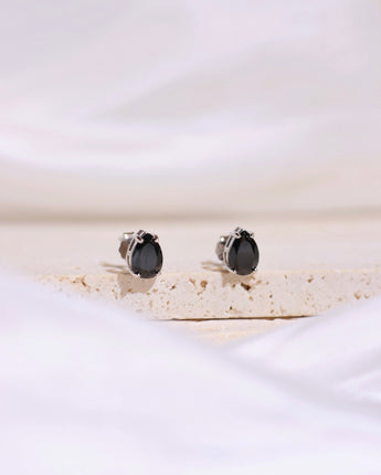 Xmas Exclusive - #2 Black Spinel Earring - Acrysty Co.